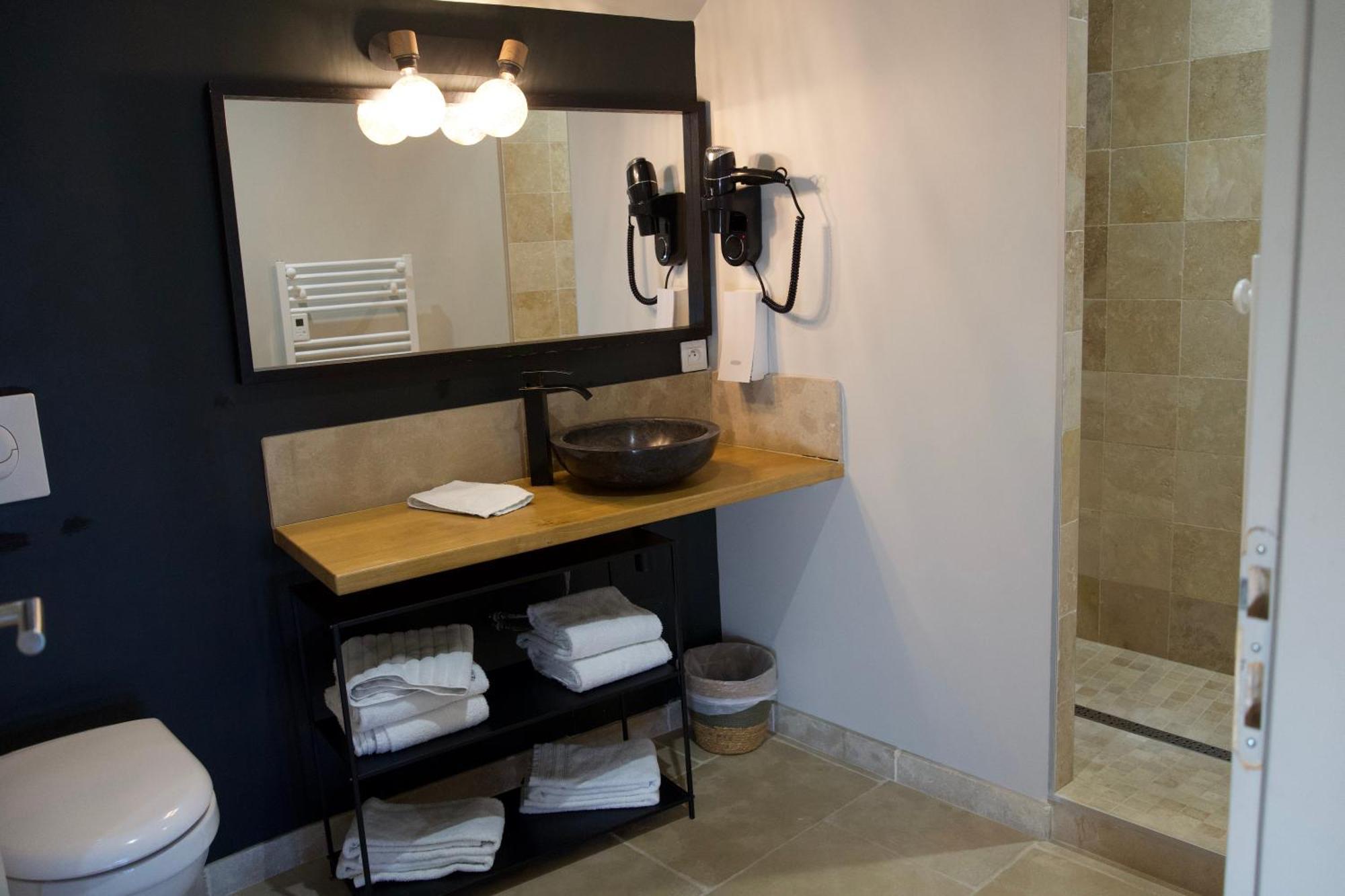 Appartements Domaine Gueguen Chablis Szoba fotó